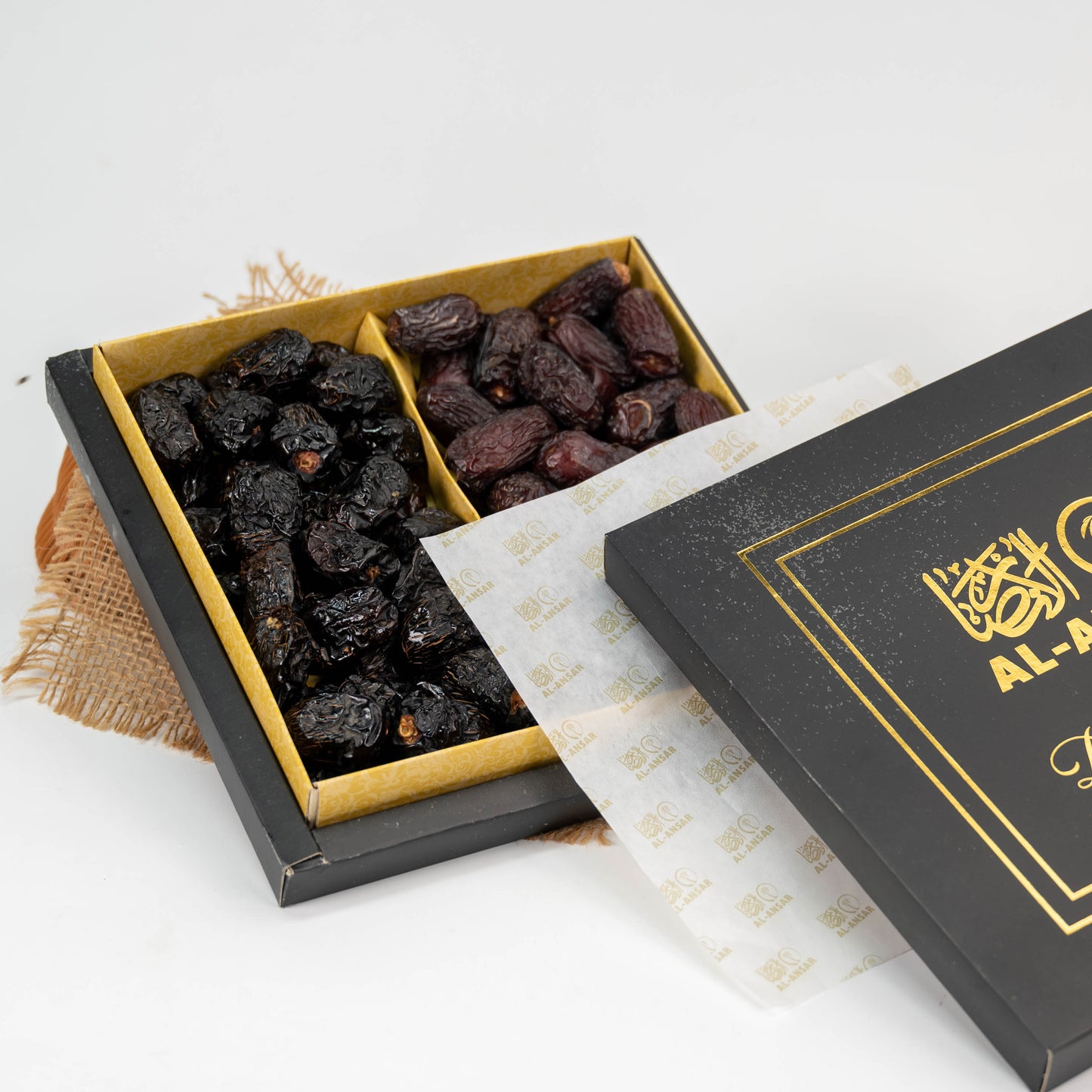 Luxury 1KG Gift Box - Ajwa Special + Kalmi